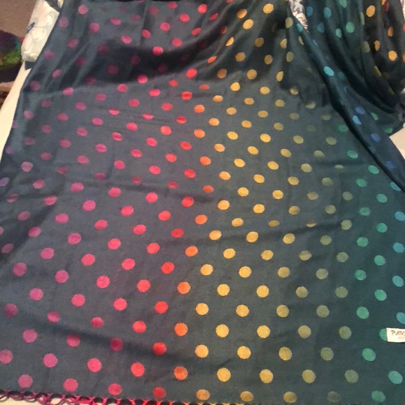 Rainbow Pashmina - Picture 3 of 8